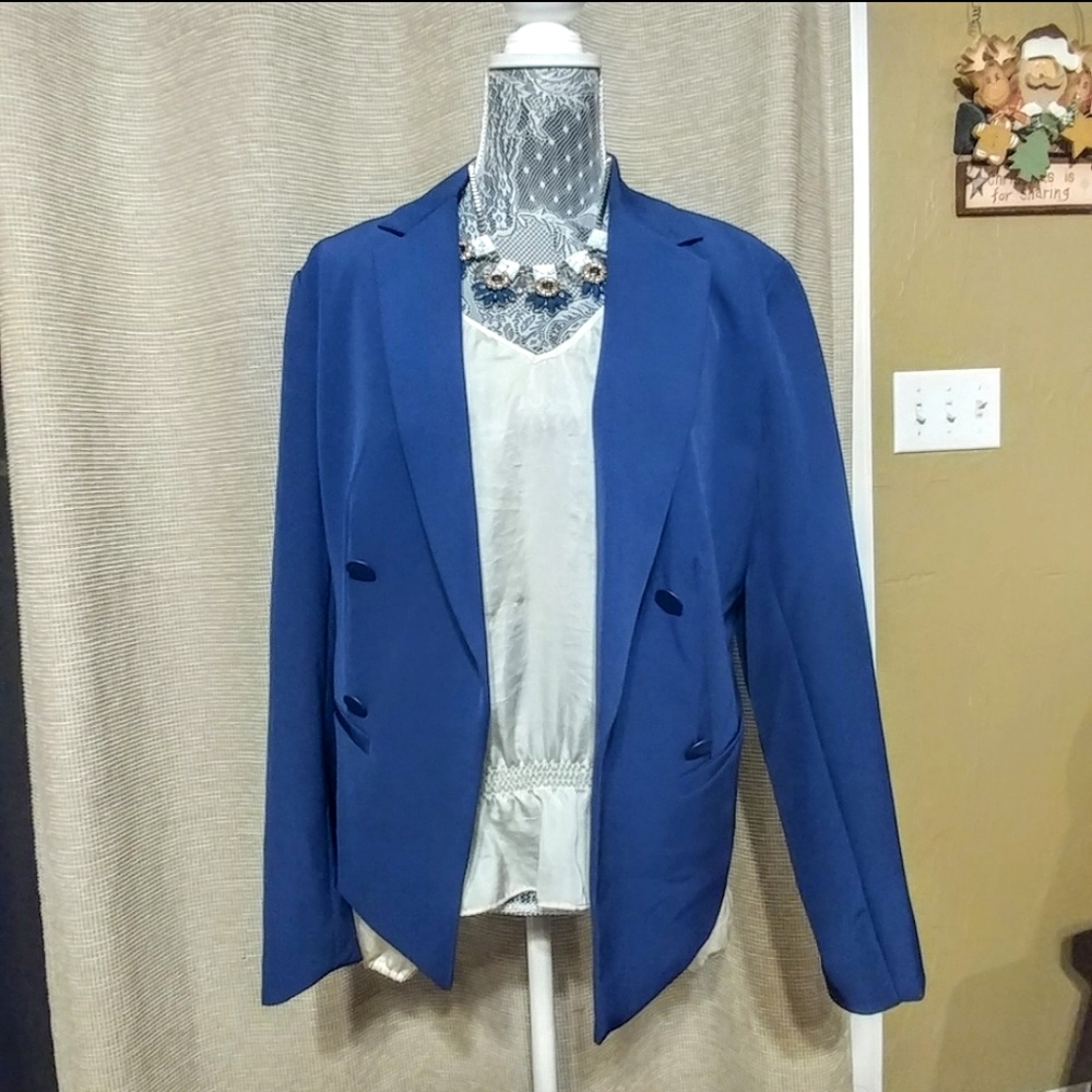 BNWOT Blue suit coat